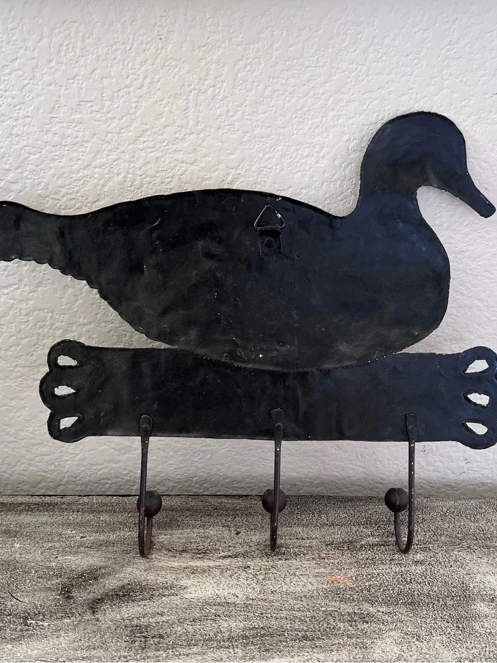 Vtg Handpainted Country Goose Metal Wall Rack 3 Hooks Keys Towels Utensils